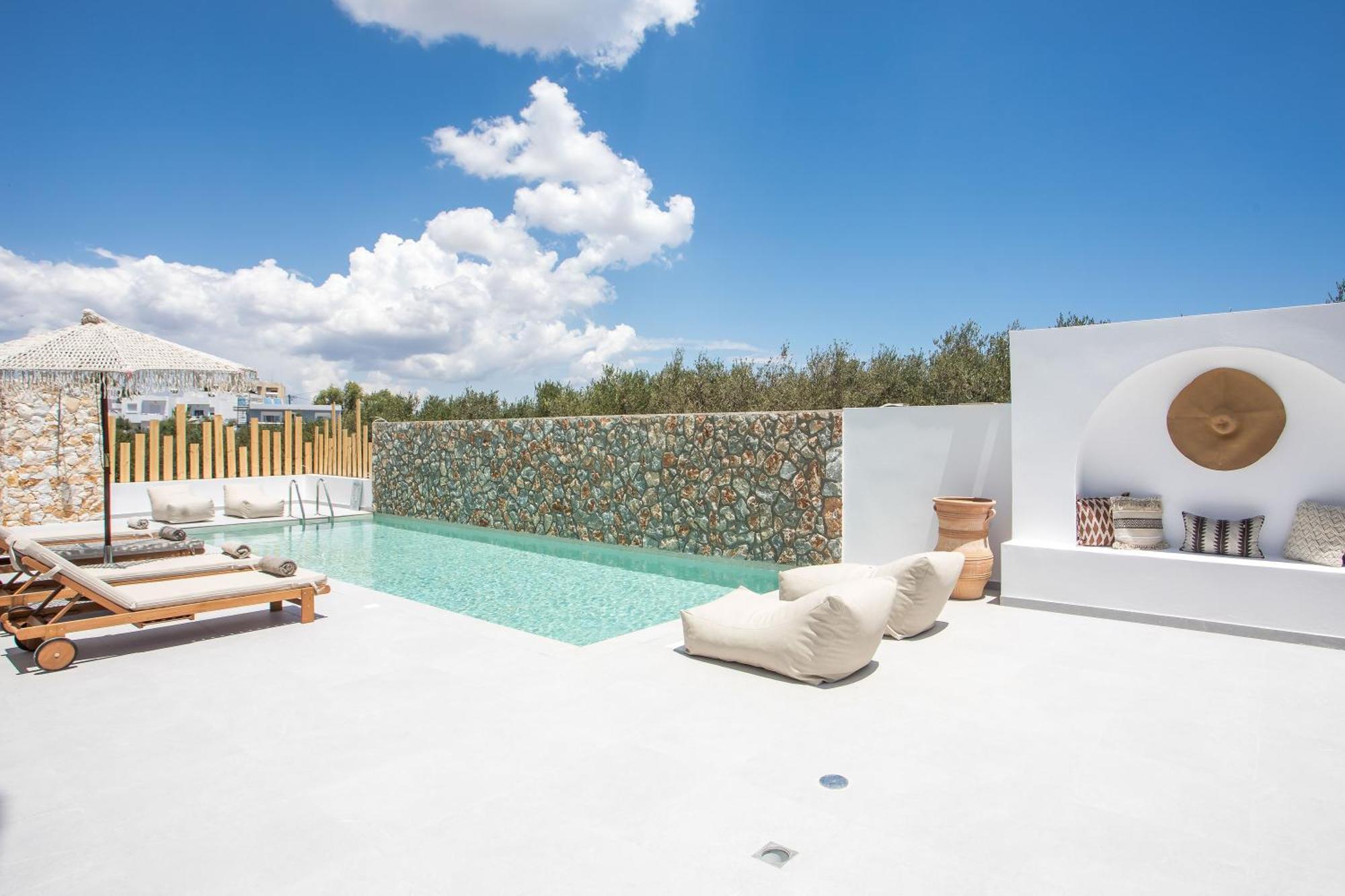 Zaia & Living, N3, Pool View, Apartmán